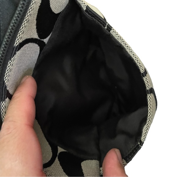 NWOT Coach black and beige signature crossbody - Picture 5 of 9